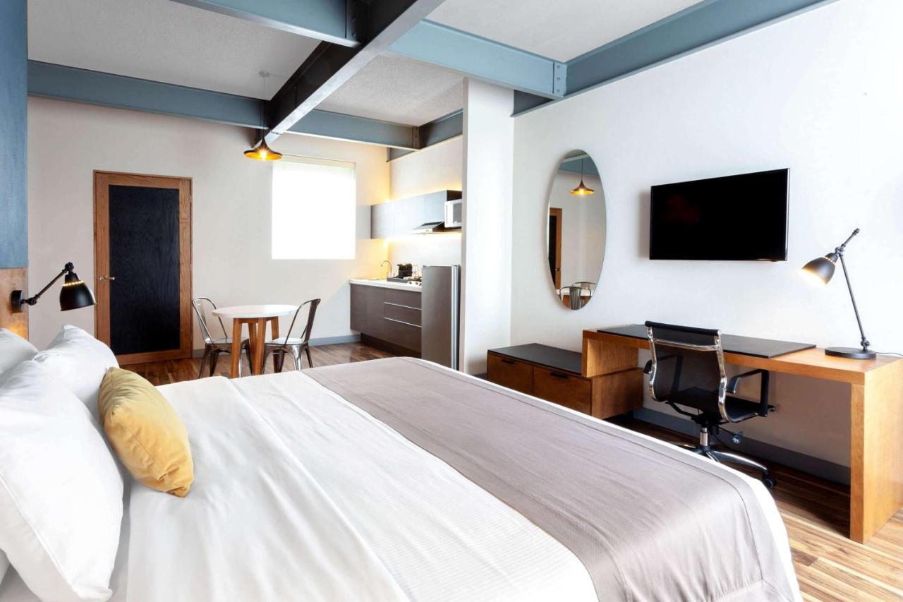 Tryp By Wyndham San Luis Potosi Hotel & Suites Екстериор снимка