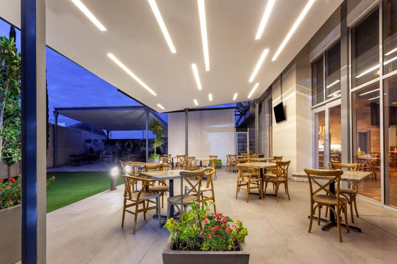 Tryp By Wyndham San Luis Potosi Hotel & Suites Екстериор снимка