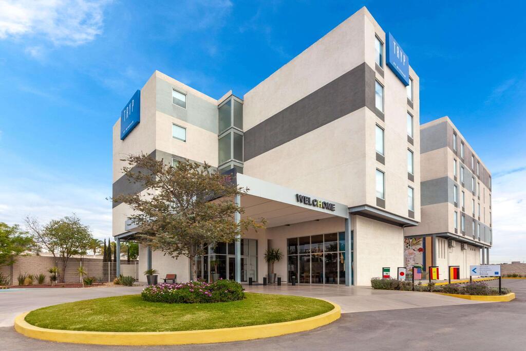 Tryp By Wyndham San Luis Potosi Hotel & Suites Екстериор снимка