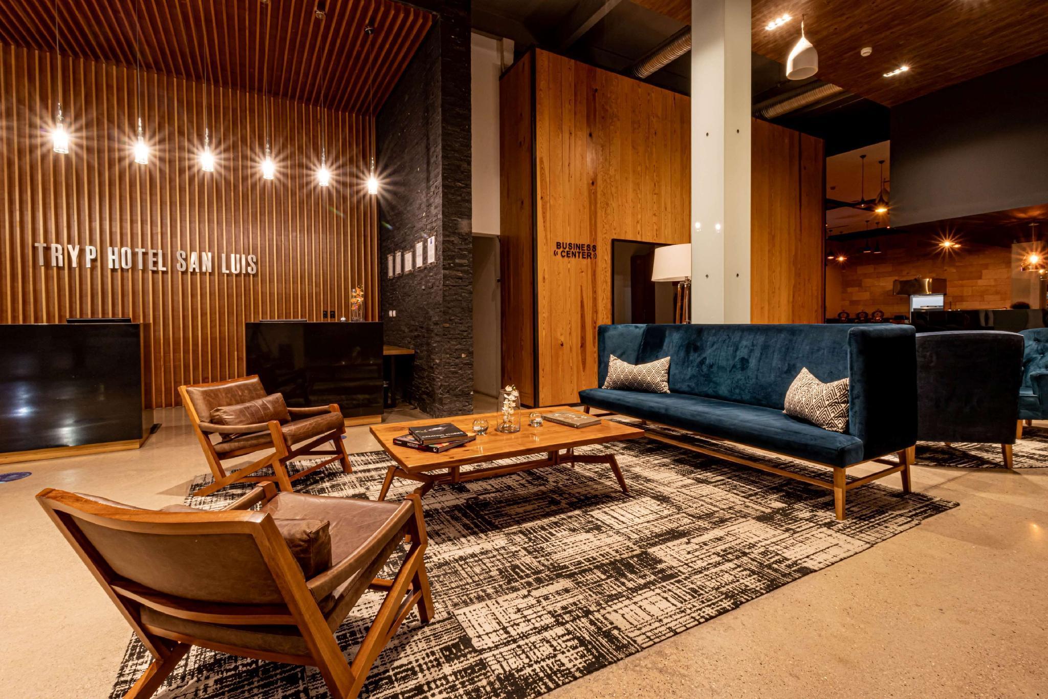 Tryp By Wyndham San Luis Potosi Hotel & Suites Екстериор снимка
