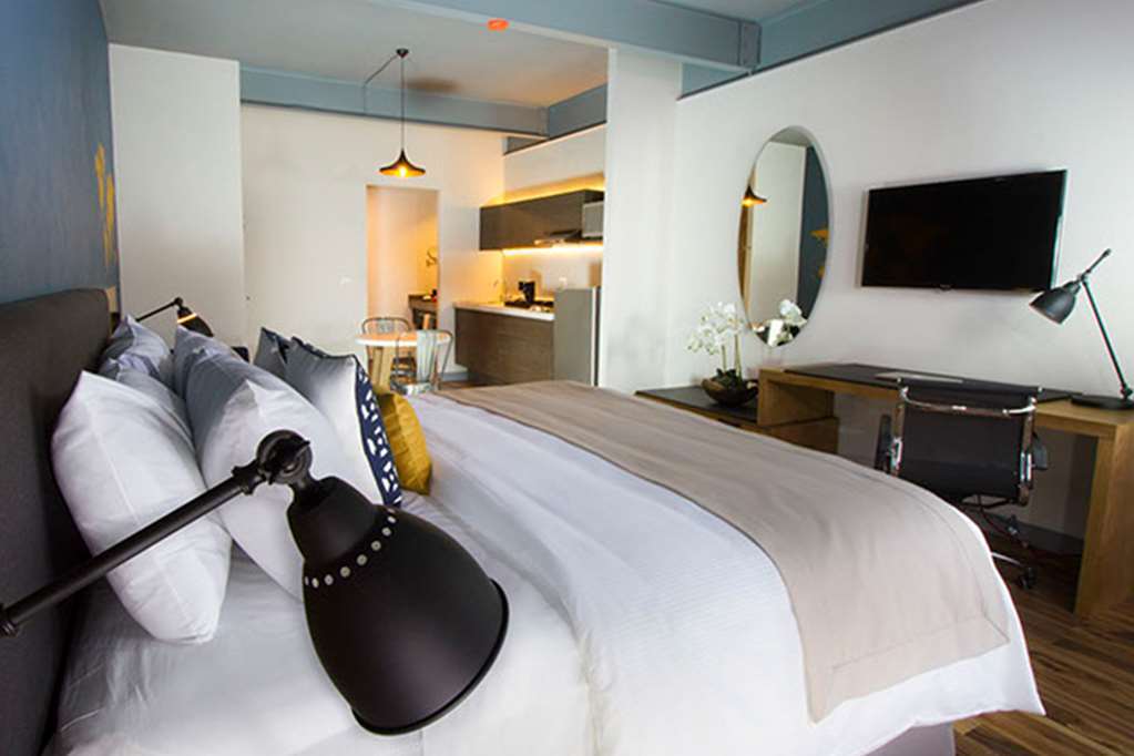 Tryp By Wyndham San Luis Potosi Hotel & Suites Стая снимка